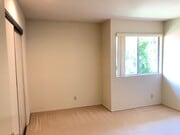 Photo - 276 E Bellevue Dr