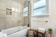 Photo - 2050 Walgrove Ave