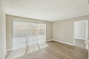 Living Room - Date Palms