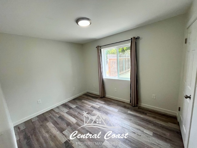 Photo - 0 E Tunnell St