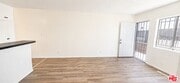 Photo - 2630 S La Salle Ave Unit Apt 1