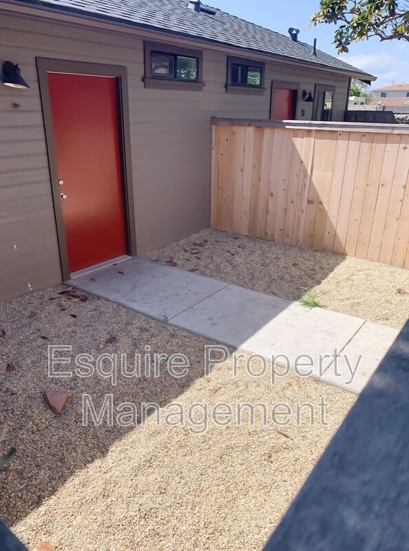 Building Photo - 309 Hill St Unit #B