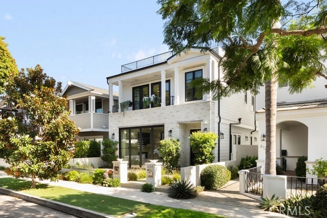 Photo - 616 Acacia Ave