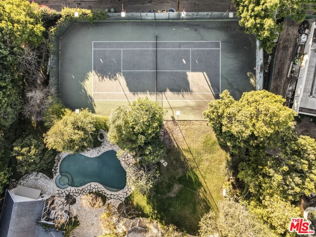 Photo - 821 Whittier Dr