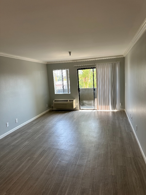 Photo - 5811 Tujunga Ave Unit 202