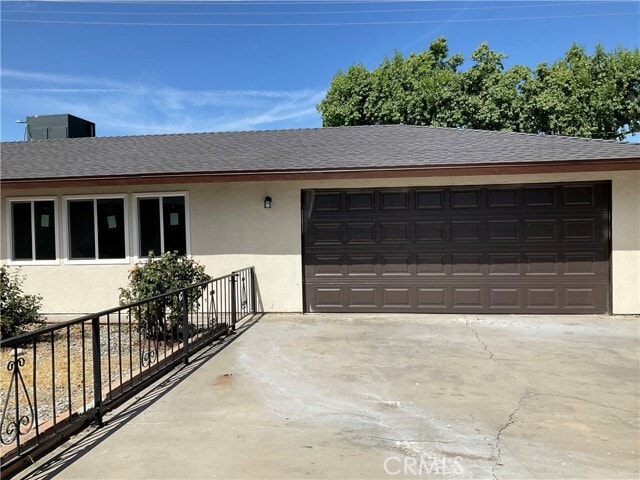 Building Photo - 875 Ponderosa Dr Rental