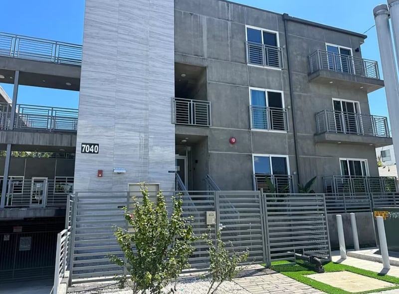 Photo - 7040 Woodman Ave Unit 106