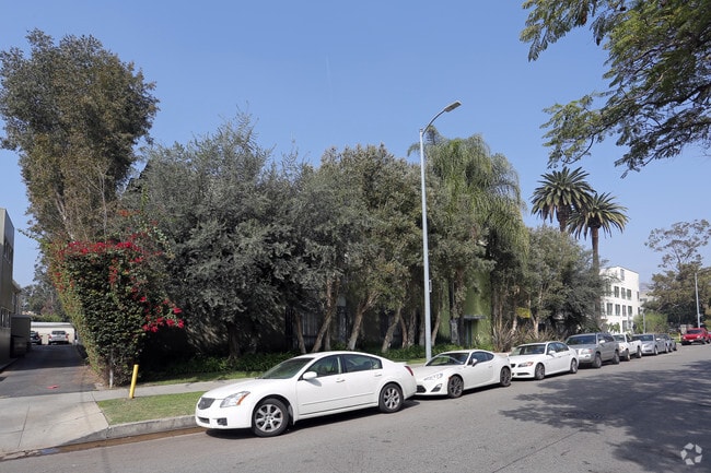 Photo - Mardette Apartments