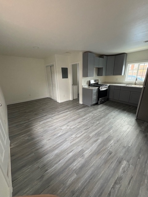 Photo - 10428 Somerset Blvd