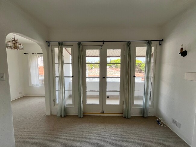 Balcony door and windows - 1617 California Ave Unit 1