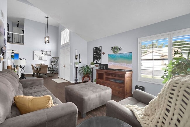 Photo - 885 Oakland Hills Dr