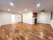 Photo - 1146 N Formosa Ave Unit 5