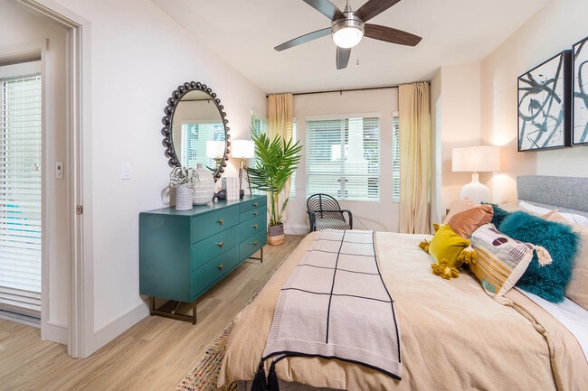 Photo - The Seaton Apartments