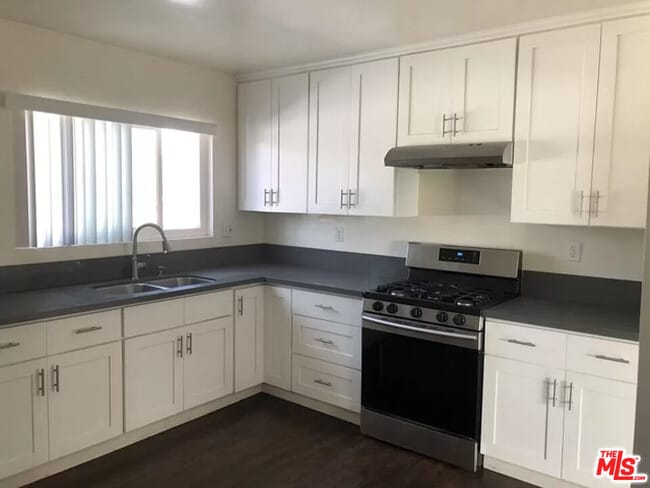 Photo - 2530 Carmona Ave Condo Unit 3