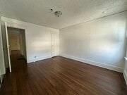 full-size bedroom#1 - 120 N Berendo St Unit 120