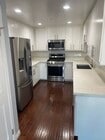Kitchen - 1029 S Hobart Blvd Unit 402