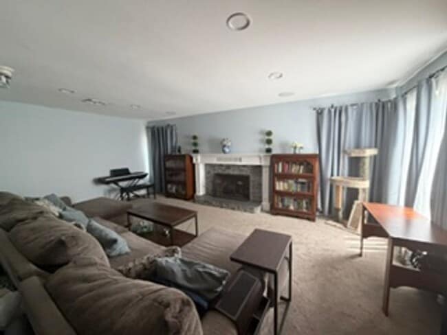 Photo - Spacious 3 Bedroom La Crescenta Home!