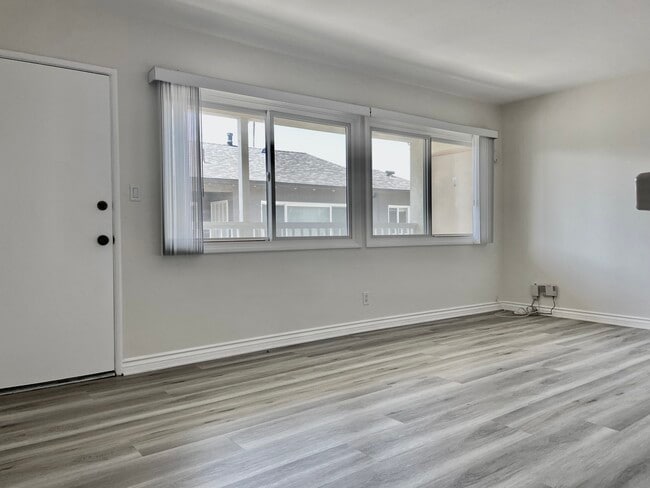 Living Room - 1236 Manhattan Beach Blvd Unit Apt D