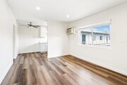 Photo - 1 bed 1 bath with pool! Unit 21