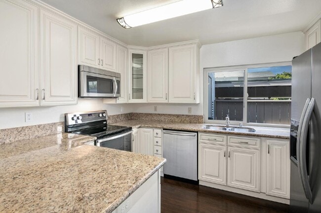 Photo - Stunning townhouse in La Jolla / North UTC area