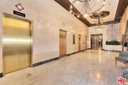 Photo - 460 S Spring St