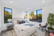 Photo - 18315 Collins St