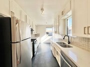 Photo - Bright and Spacious 1-Bedroom Condo in Alamitos Beach