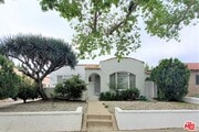 Photo - 815 N Poinsettia Pl House