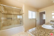 Photo - 2021 Grant Ave Townhome