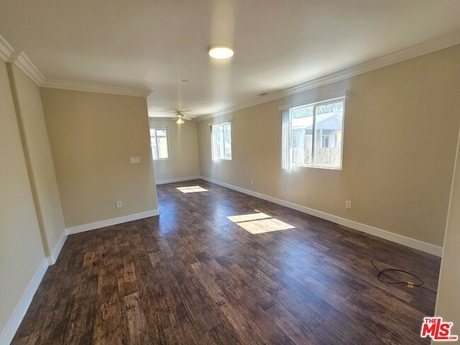 Photo - 1721 W 39th Pl