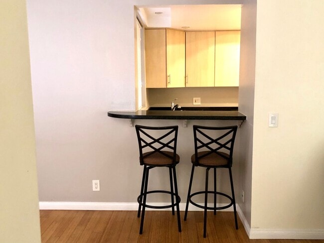 Photo - Luxury Remodeled Condo for Rent