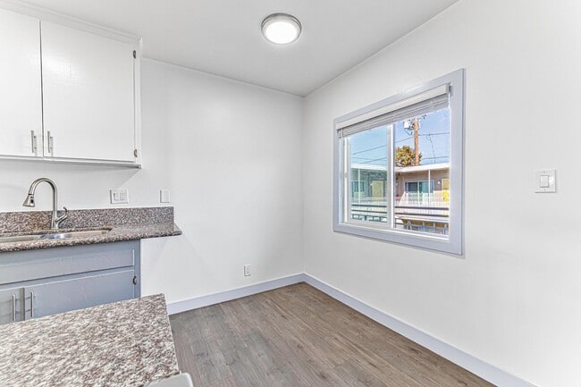 Photo - 210 E 29th St Unit 17