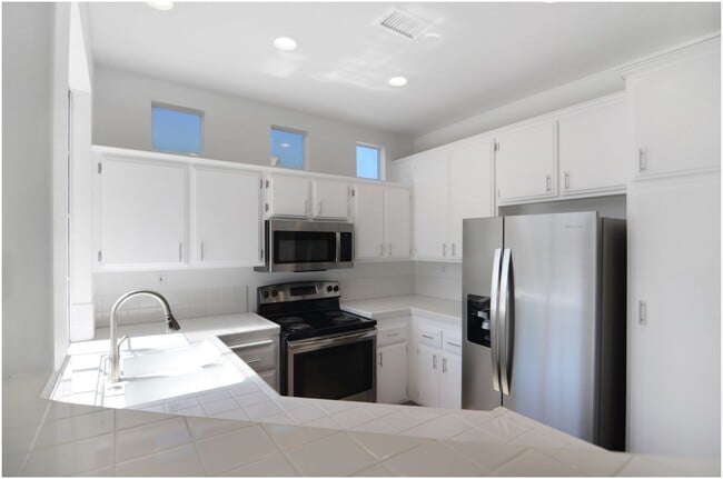 Photo - 2 Bedroom Condo in the Breakers!