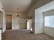 Photo - Scripps Ranch, 10326 Scripps Poway Parkway #28 - Close to shopping and easy access to the freeway!