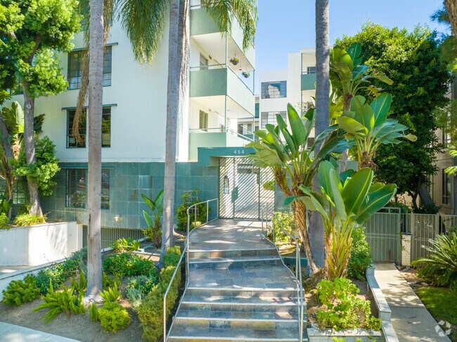 Photo - 454 N Oakhurst Dr