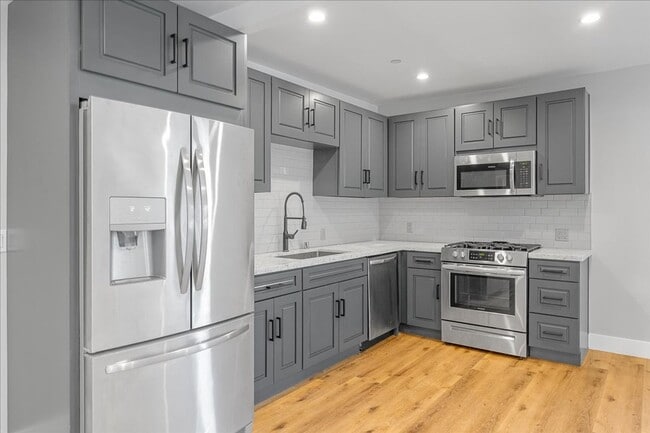 Photo - 1182 West Blvd Unit C