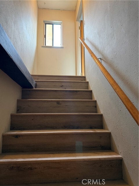 Photo - 663 Eston Pl Unit B