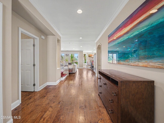 Photo - 520 Ravensbury St