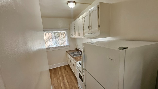 Photo - 2850 Francis Ave Unit 10