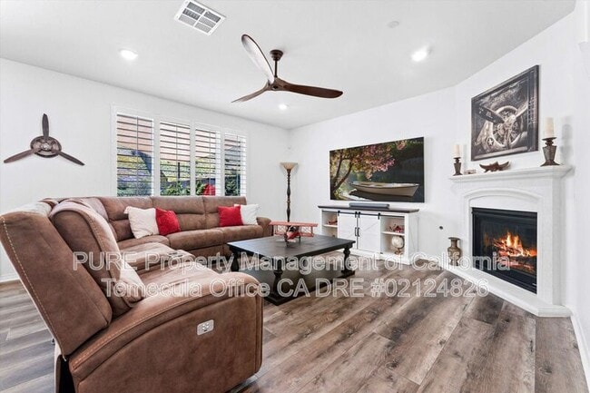 Photo - 33116 Table Rock Dr