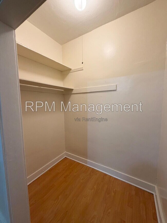 Photo - 1825 Ivar Ave Unit 102