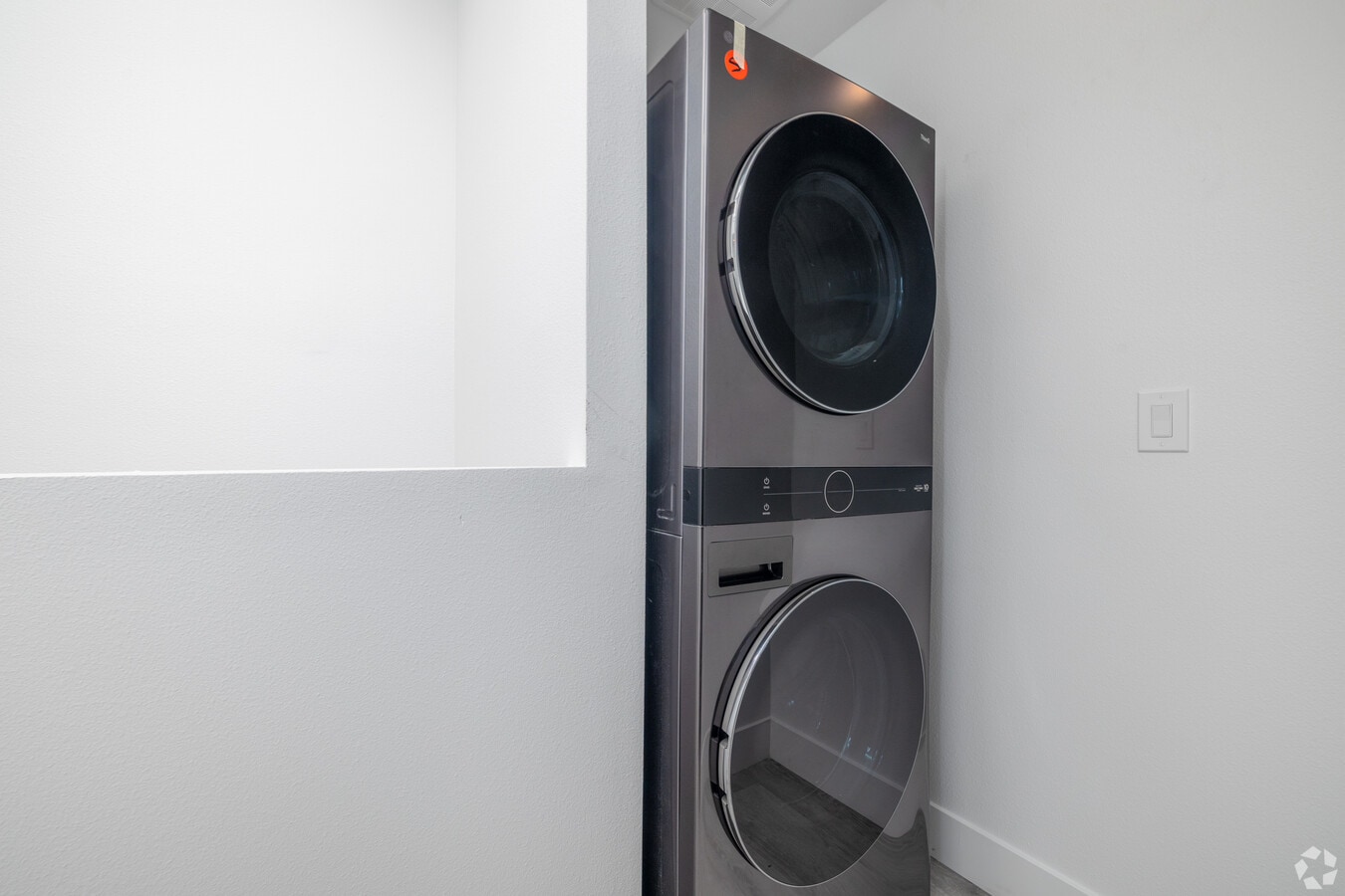 Photo - 1334 W 37th Pl