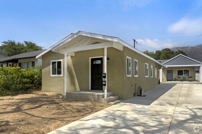 Building Photo - 3251 Mataro St Rental