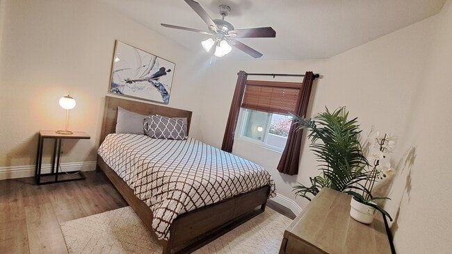 Photo - 3987 Nobel Dr Unit 337