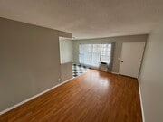 Photo - 1635 N Hobart Blvd