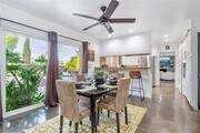 Photo - 22349 Vanowen St