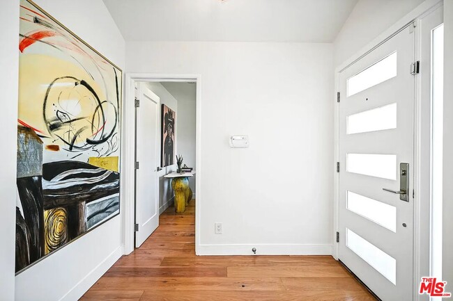 Photo - 2751 Midvale Ave