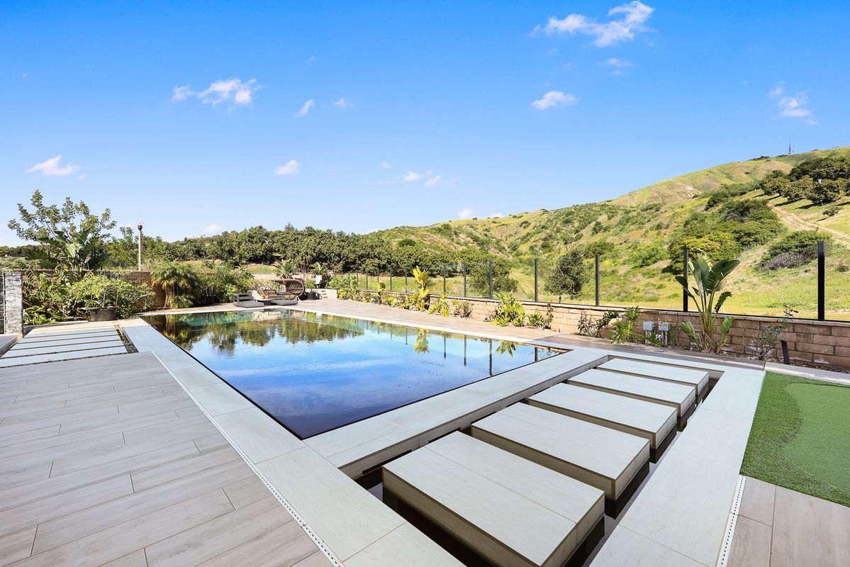 Photo - 107 Clear Falls