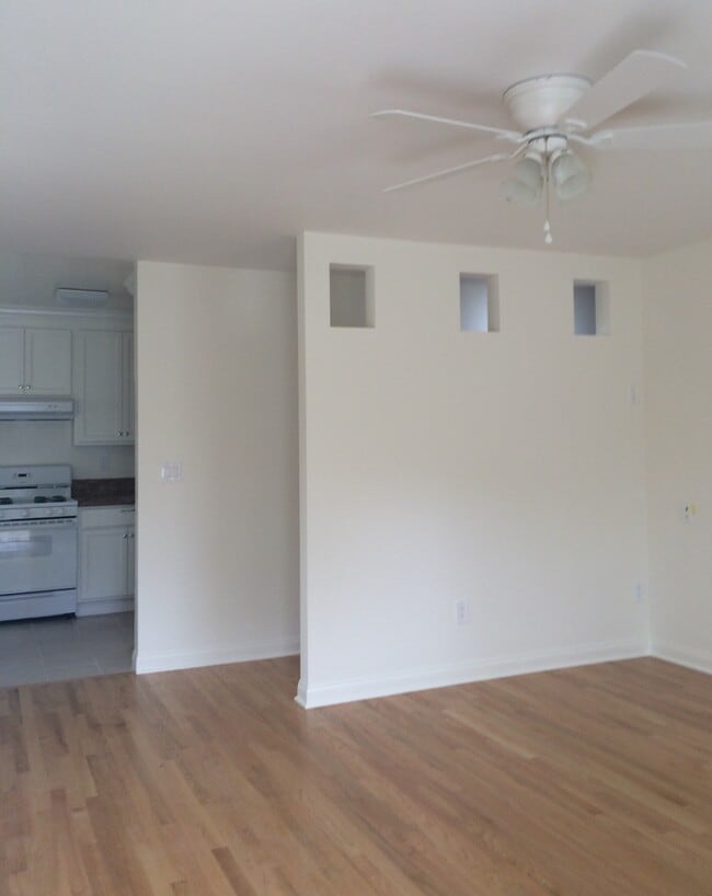 Building Photo - 4017 Higuera St Unit 4017 Higuera