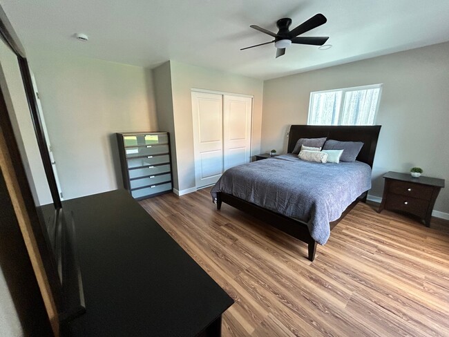 Photo - 4716 Merced Ave